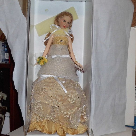 The Nene Thomas  Enchanted Fantasy Bride Doll Collection - Picture 5 of 8